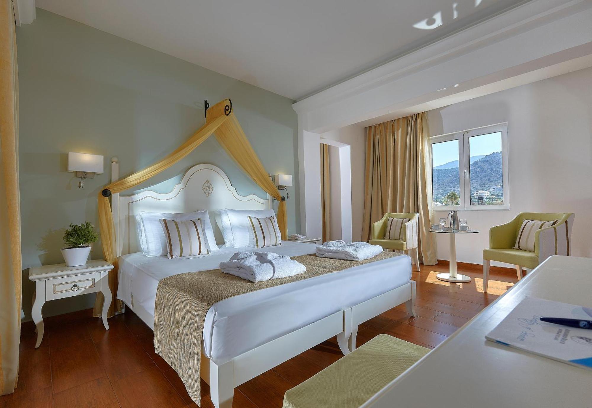 อเล็กซานเดอร์ บีช โฮเต็ล แอนด์ วิลเลจ Hotel มาเลีย ภายนอก รูปภาพ